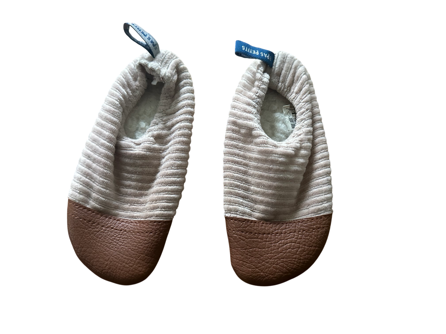 les petits pas velours rose pâle