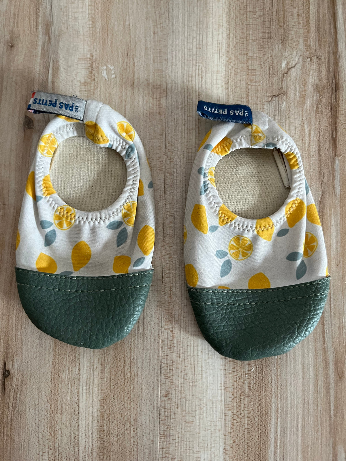 Les Petits Citrons Jaunes