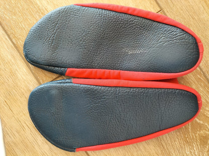 Chaussons fushia montant