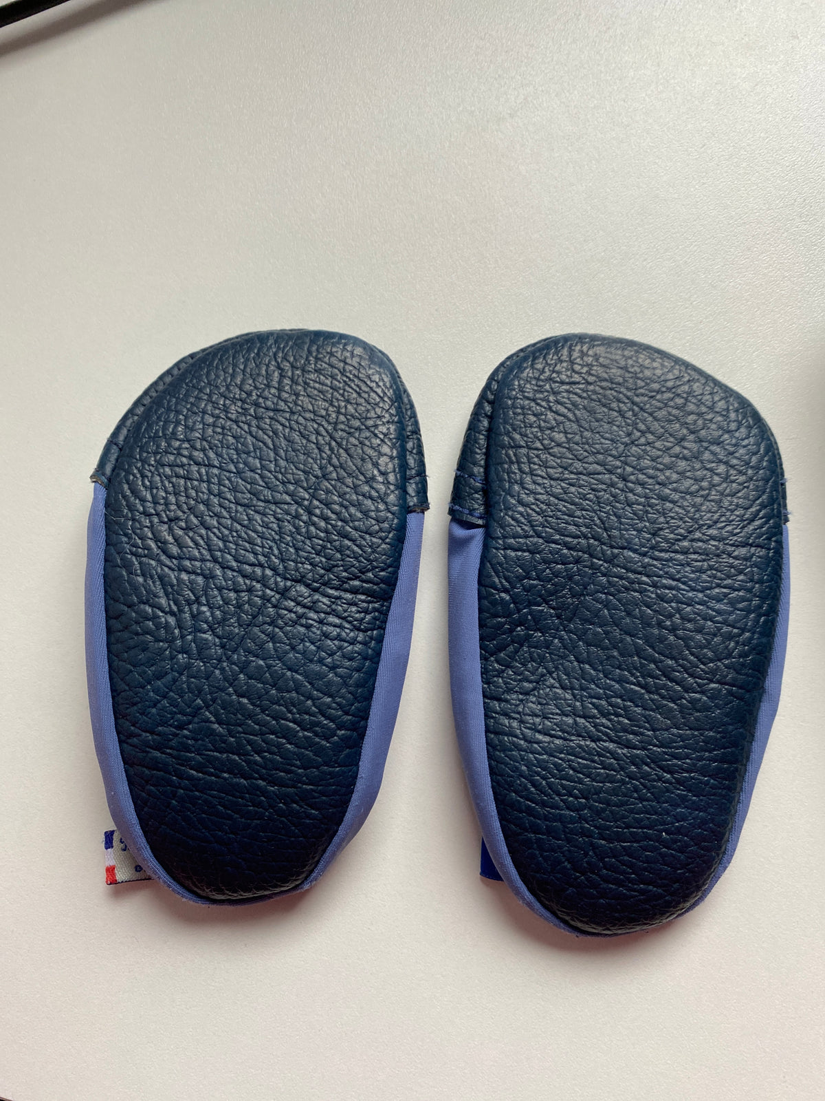 Chaussons bleu clair