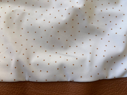 Les Petits Sacs Pois (Fond blanc avec pois marron)