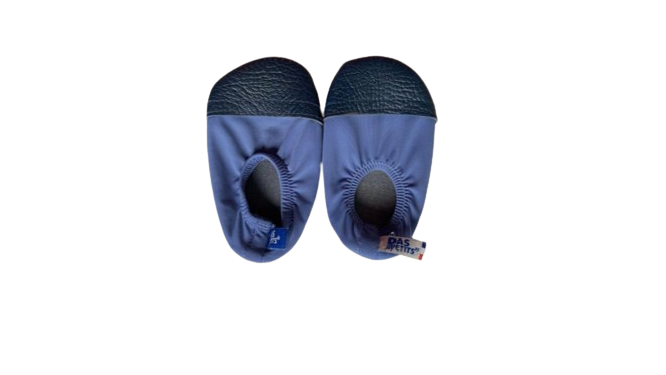 Chaussons bleu clair