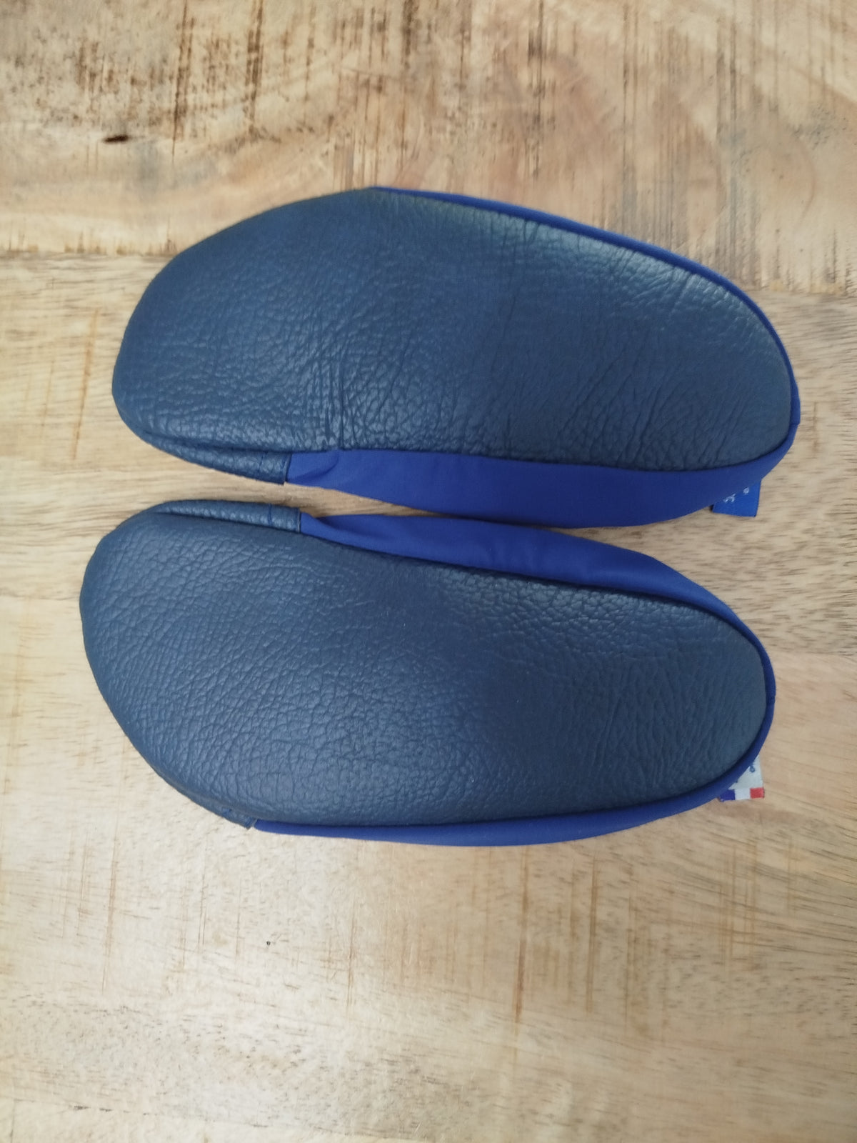 Chaussons bleus