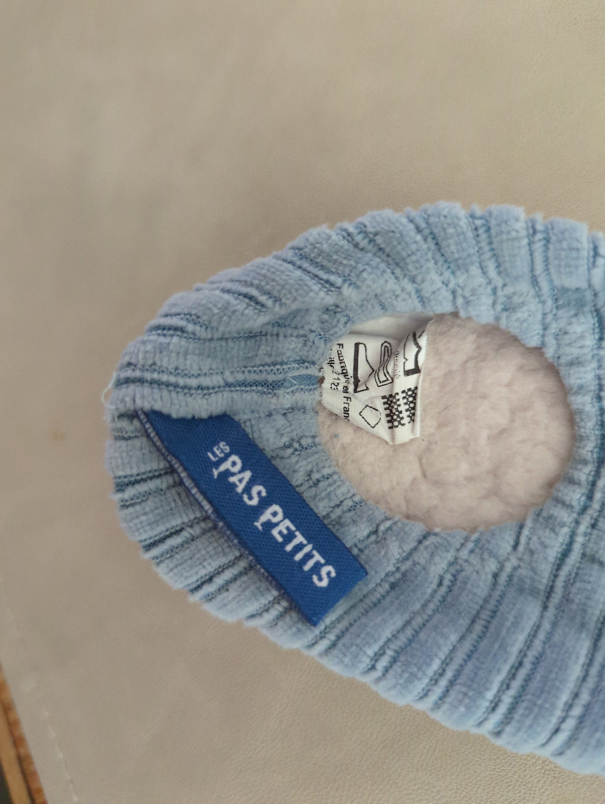 Chaussons bleus